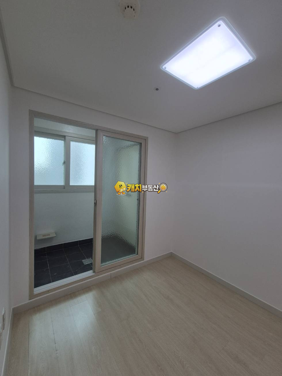 인천 서해구 가좌동 캐치 l 준신축 l 38100 l 무한퍼스트 l 쓰리룸 매매 매물번호 33310 사진 9