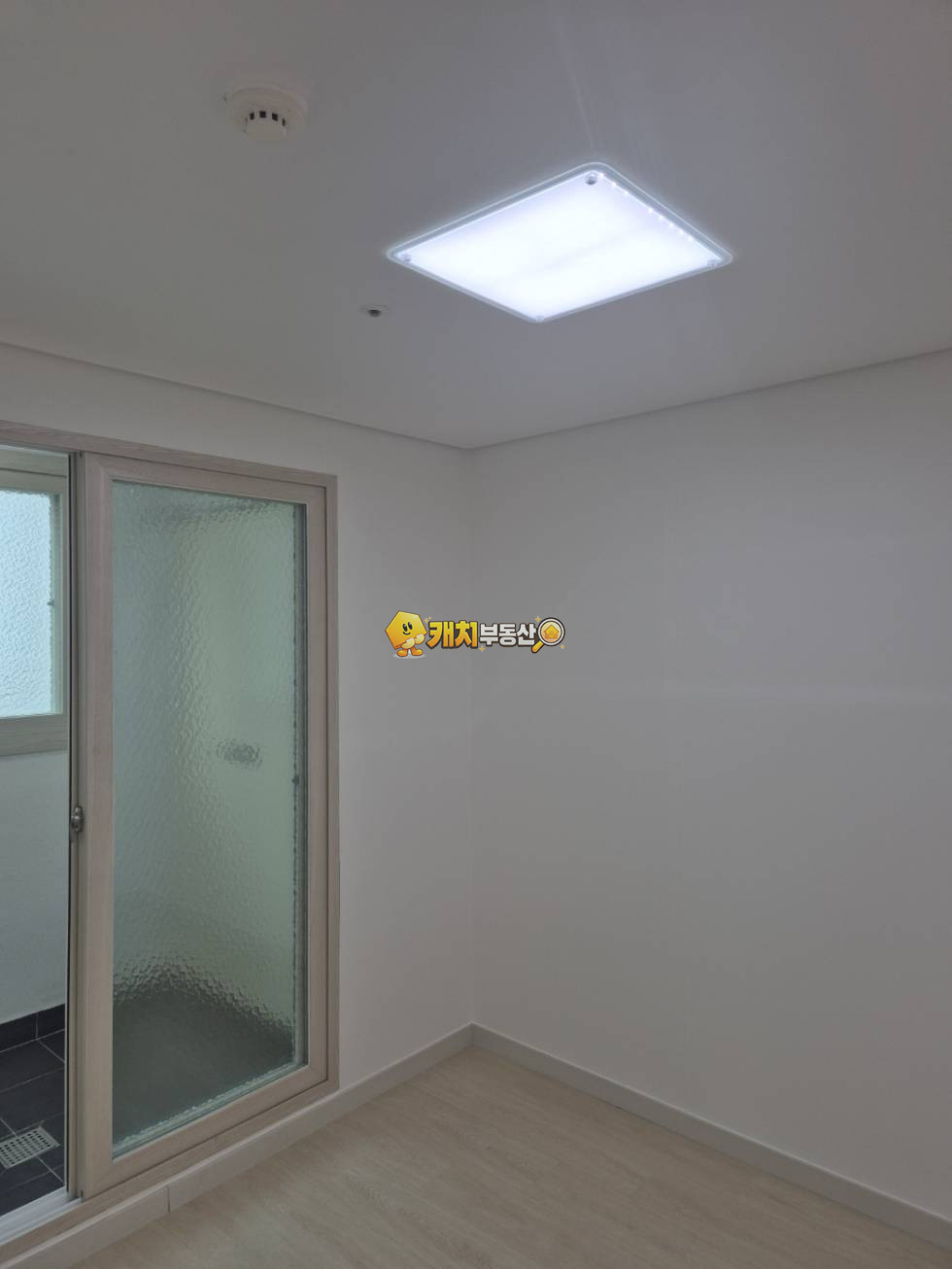 인천 서해구 가좌동 캐치 l 준신축 l 38100 l 무한퍼스트 l 쓰리룸 매매 매물번호 33310 사진 13