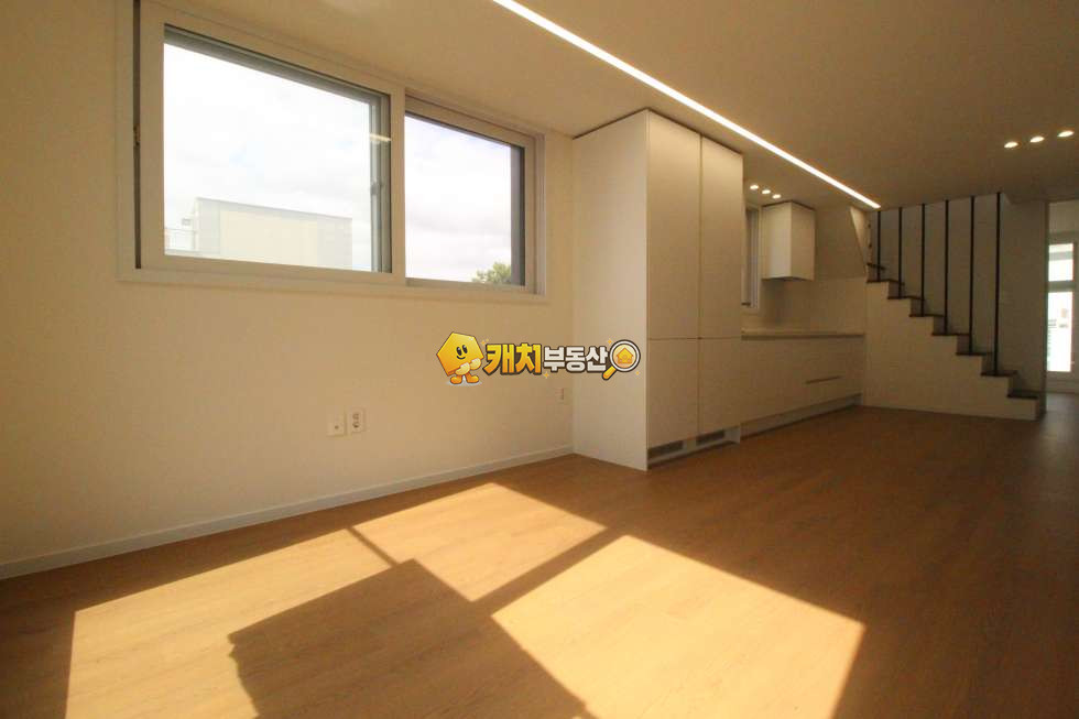 경기 고양덕양구 지축동 캐치 l 신축 l 21411 l 유성하이브2차 l 복층 테라스 분양 매물번호 33625 사진 3