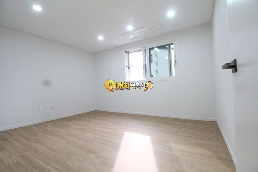 경기 광주시 신현동 캐치 l 신축 l 21503 l 캐슬타운하우스 106동 l 쓰리룸 분양 매물번호 33628 사진 18