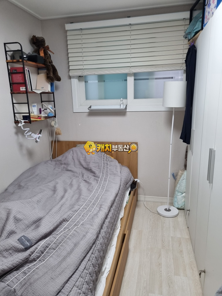 서울 관악구 신림동 캐치 l 구옥 l 24359 l 어반팰리스101동 l 쓰리룸 매매 매물번호 33739 사진 4