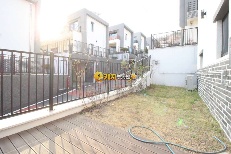 경기 양주시 장흥면 일영리 캐치 l 신축 l 25127 l 어울림그라시움 전원주택 l 복층 테라스 분양 매물번호 33776 사진 16