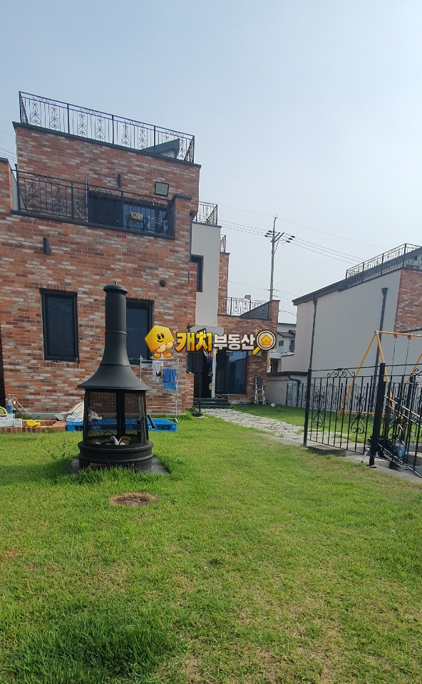 경기 이천시 신둔면 수남리 캐치 l 준신축 l 25836 l 둔터로 전원주택 l 쓰리룸 매매 매물번호 33828 사진 1
