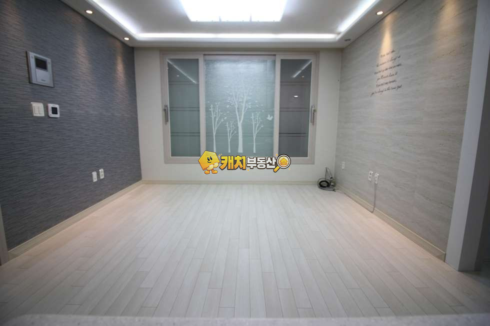 서울 강서구 화곡동 캐치 l 구옥 l 26722 l 신성리치빌 301호 l 쓰리룸 매매 매물번호 33885 사진 1
