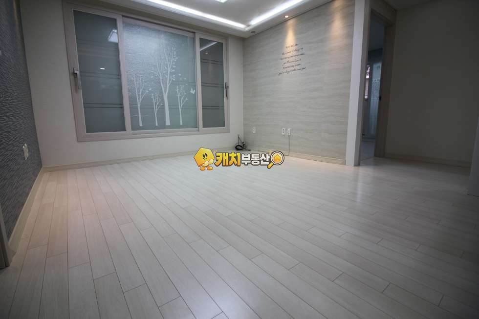 서울 강서구 화곡동 캐치 l 구옥 l 26722 l 신성리치빌 301호 l 쓰리룸 매매 매물번호 33885 사진 2