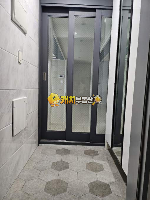 경기 고양일산동구 성석동 캐치 l 준신축 l 27375 l 성석행복한가 101동 l 쓰리룸 매매 매물번호 33915 사진 8