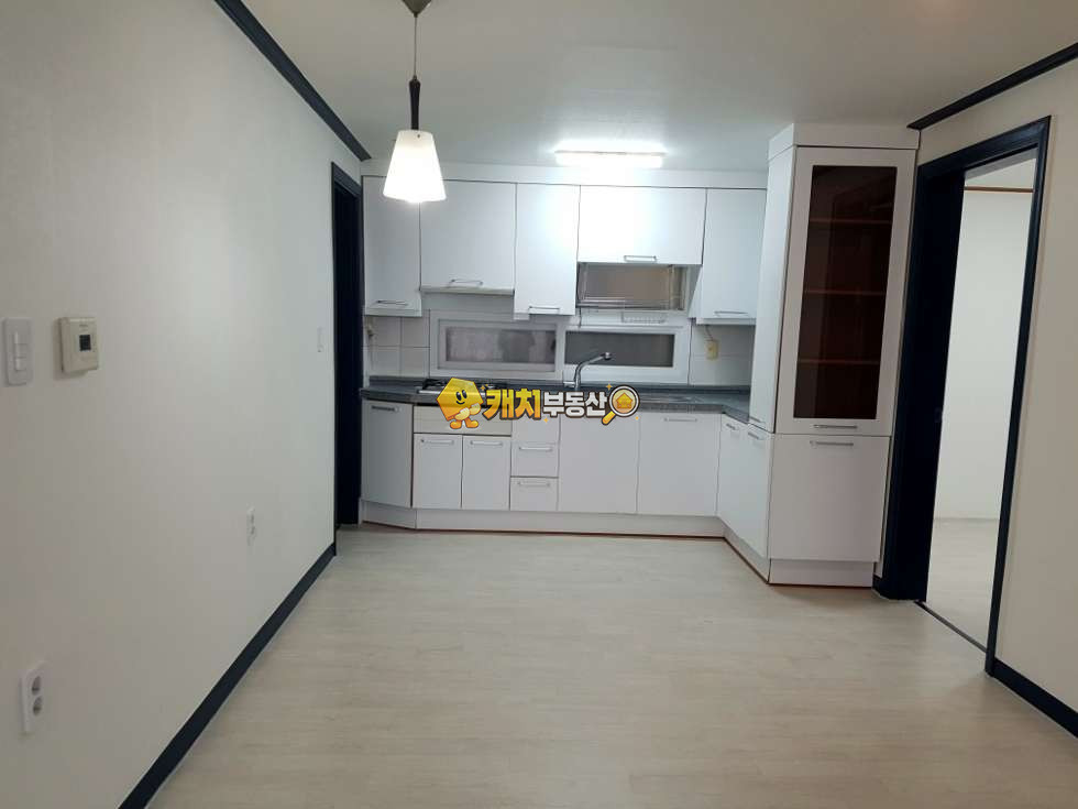 경기 수원권선구 구운동 캐치 l 구옥 l 28768 l 아성빌라 l 쓰리룸 매매 매물번호 34037 사진 3