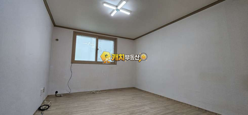 인천 미추홀구 용현동 캐치 l 구옥 l 29649 l 대진아파트 l 쓰리룸 매매 매물번호 34104 사진 3