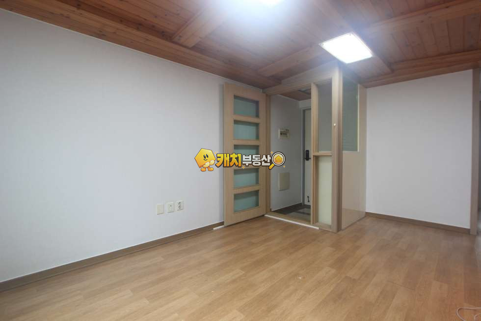 인천 서해구 검암동 캐치 l 구옥 l 29777 l 은진홈타운 l 쓰리룸 매매 매물번호 34117 사진 5