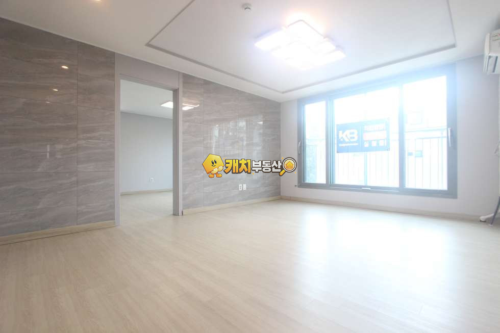경기 고양덕양구 내유동 캐치 l 준신축 l 31118 l 골든트리빌리 l 쓰리룸 매매 매물번호 34252 사진 3