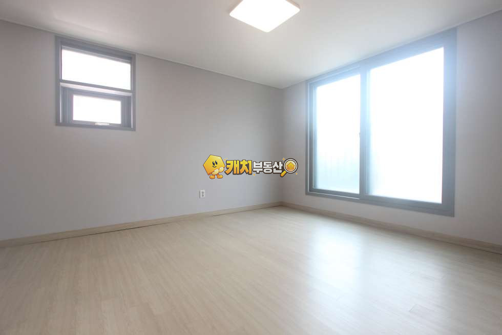 경기 고양덕양구 내유동 캐치 l 준신축 l 31118 l 골든트리빌리 l 쓰리룸 매매 매물번호 34252 사진 11