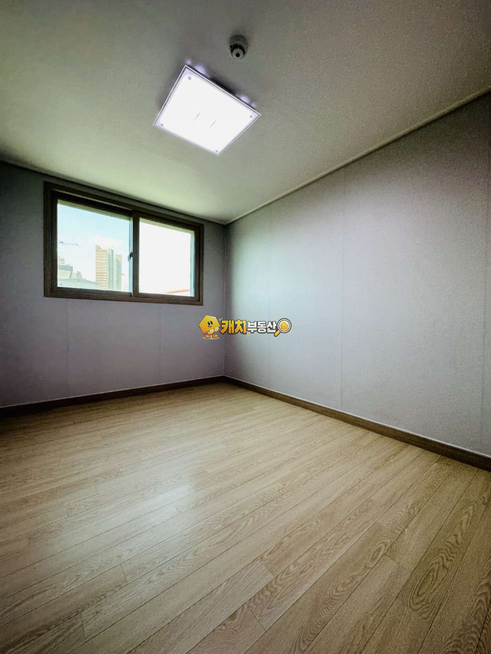 경기 고양일산동구 중산동 캐치 l 구옥 l 31221 l 쌍용그린포레 l 쓰리룸 매매 매물번호 34263 사진 4