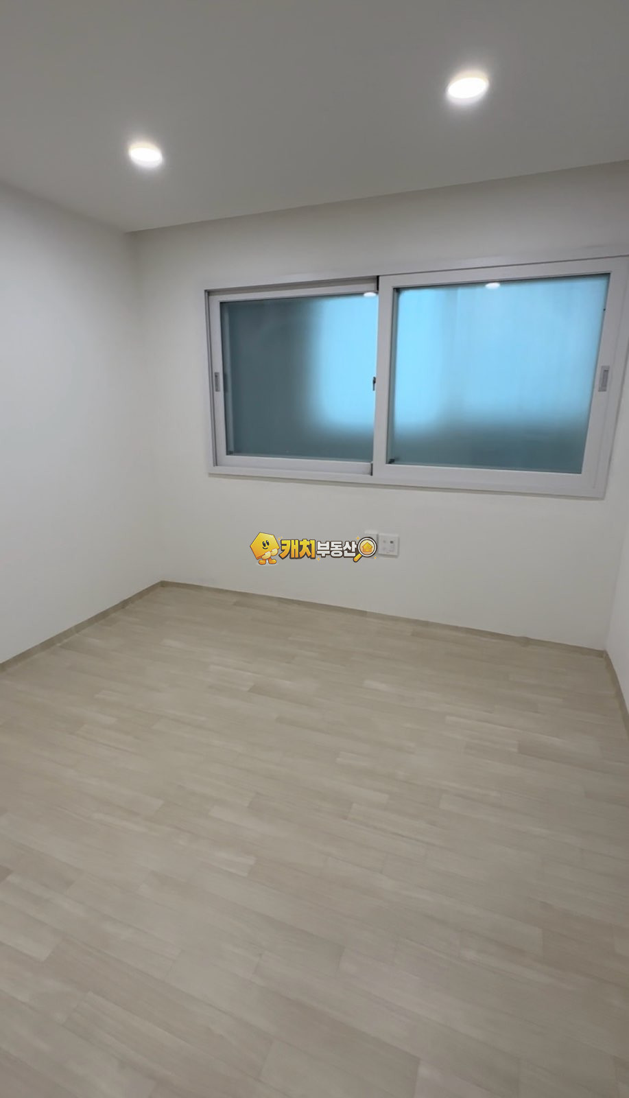경기 포천시 선단동 캐치 l 구옥 l 31431 l 삼보청솔빌라 l 투룸 매매 매물번호 34293 사진 3
