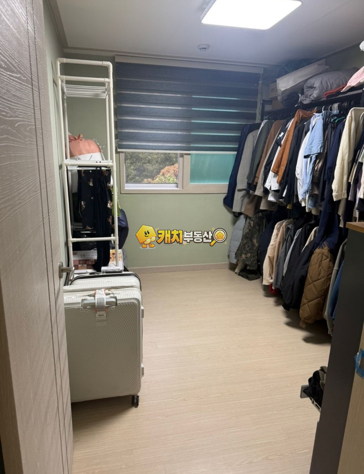 경기 광주시 초월읍 지월리 캐치 l 준신축 l 31834 l 현대타운 l 쓰리룸 매매 매물번호 34356 사진 4