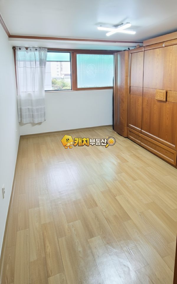 경기 부천소사구 괴안동 캐치 l 구옥 l 32439 l 동성아트빌 l 쓰리룸 매매 매물번호 34455 사진 3