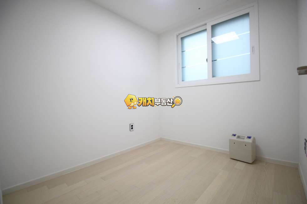 서울 양천구 신정동 캐치 l 신축 l 32912 l 목동와이앤비 l 쓰리룸 분양 매물번호 34526 사진 12