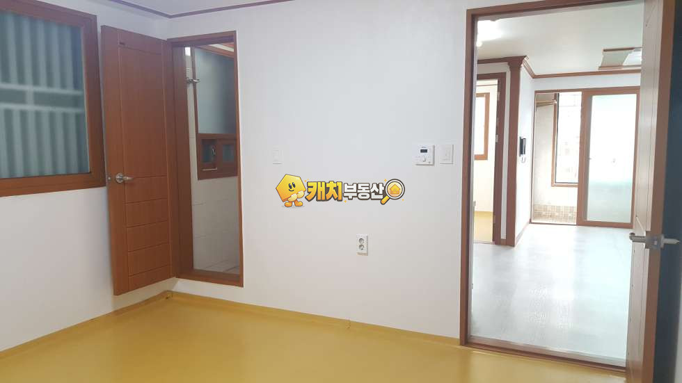 서울 관악구 신림동 캐치 l 구옥 l 34014 l 우리맨션 l 쓰리룸 매매 매물번호 34720 사진 7