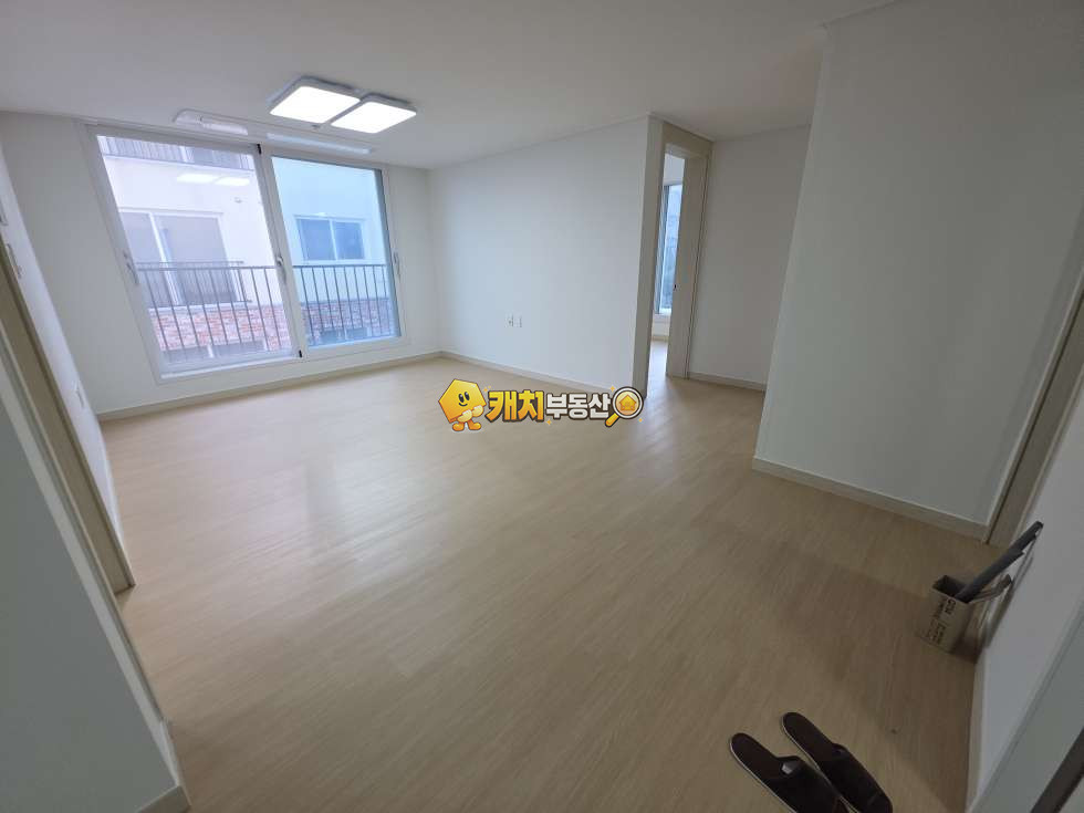 경기 용인기흥구 하갈동 캐치 l 준신축 l 34108 l 루체팰리스 l 쓰리룸 매매 매물번호 34738 사진 2