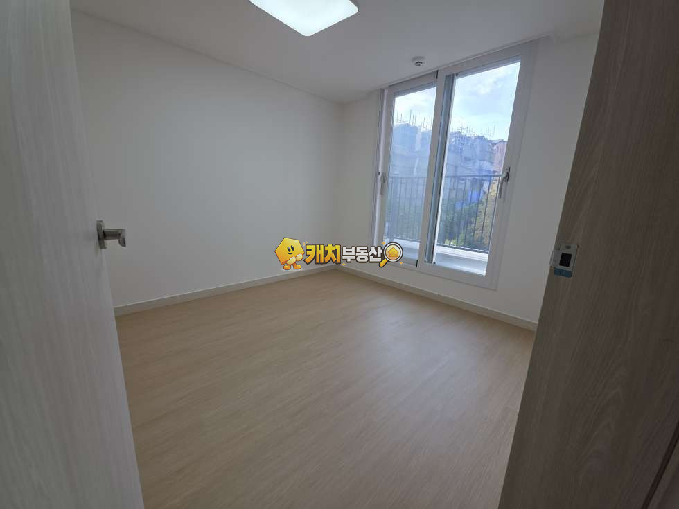 경기 용인기흥구 하갈동 캐치 l 준신축 l 34108 l 루체팰리스 l 쓰리룸 매매 매물번호 34738 사진 8