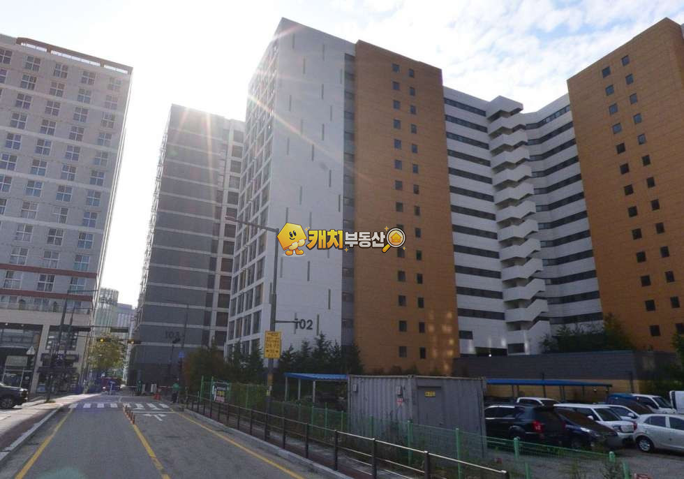경기 수원권선구 서둔동 캐치 l 준신축 l 34144 l 수원역한라비발디퍼스트 l 투룸 매매 매물번호 34747 사진 1