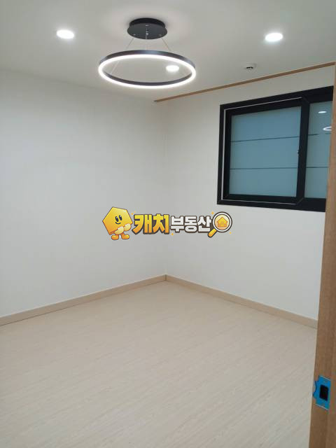 경기 용인기흥구 공세동 캐치 l 준신축 l 34297 l 더본 l 쓰리룸 매매 매물번호 34781 사진 5