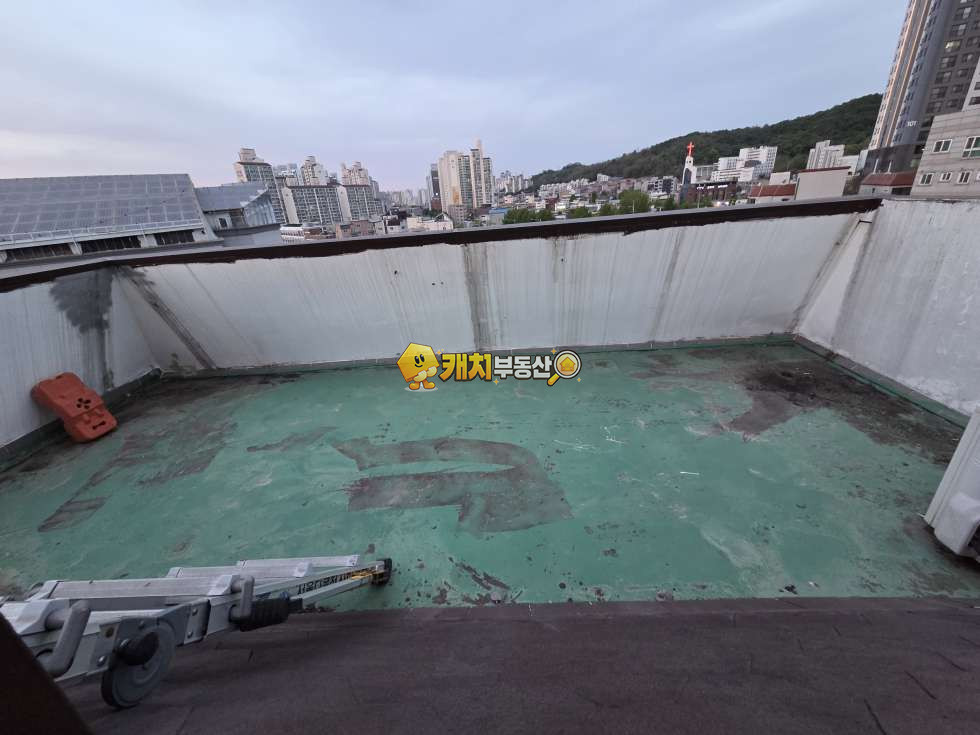 서울 구로구 오류동 캐치 l 구옥 l 34378 l 유앤미 l 복층 테라스 매매 매물번호 34811 사진 2