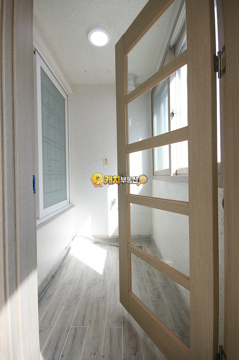 인천 서해구 검암동 캐치 l 구옥 l 34501 l 영진리젠빌 l 쓰리룸 매매 매물번호 34849 사진 6