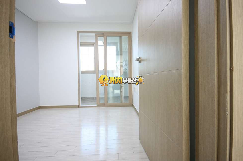 인천 서해구 검암동 캐치 l 구옥 l 34501 l 영진리젠빌 l 쓰리룸 매매 매물번호 34849 사진 7