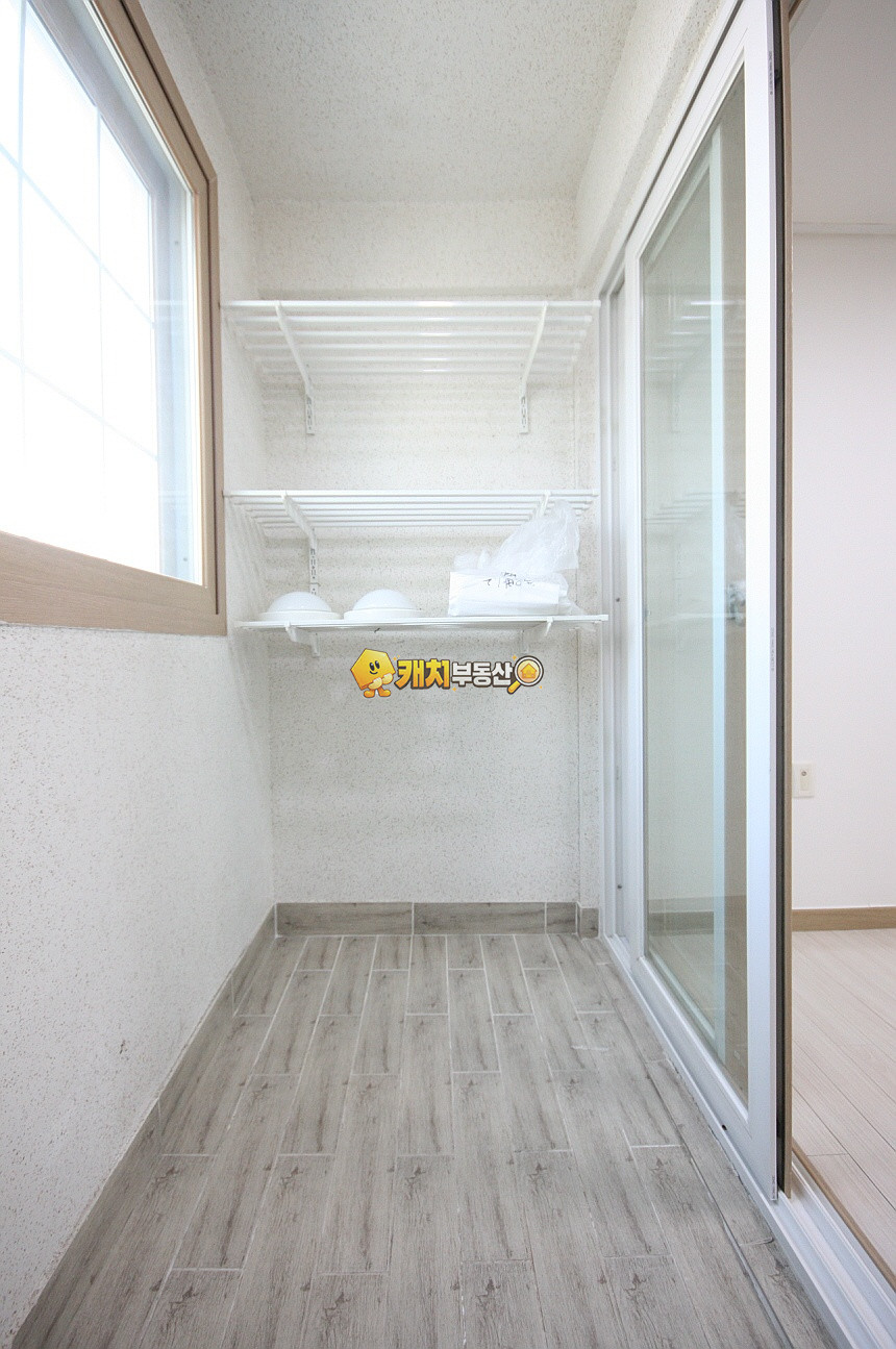 인천 서해구 검암동 캐치 l 구옥 l 34501 l 영진리젠빌 l 쓰리룸 매매 매물번호 34849 사진 8
