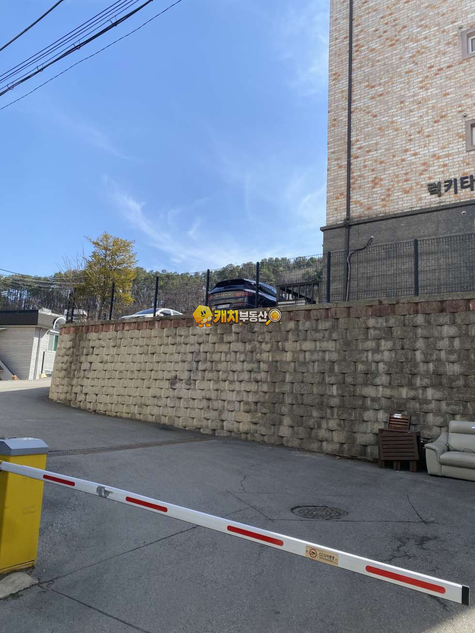 경기 용인처인구 김량장동 캐치 l 구옥 l 34664 l 럭키타운하우스 101동 l 쓰리룸 매매 매물번호 34888 사진 24