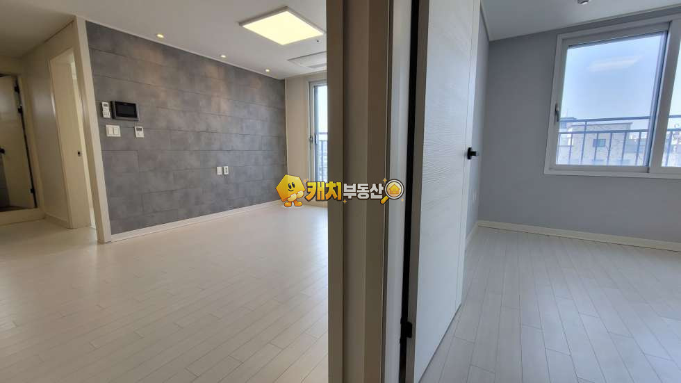 경기 수원권선구 권선동 캐치 l 준신축 l 33179 l 프렌드빌리지 l 복층 테라스 매매 매물번호 35113 사진 3
