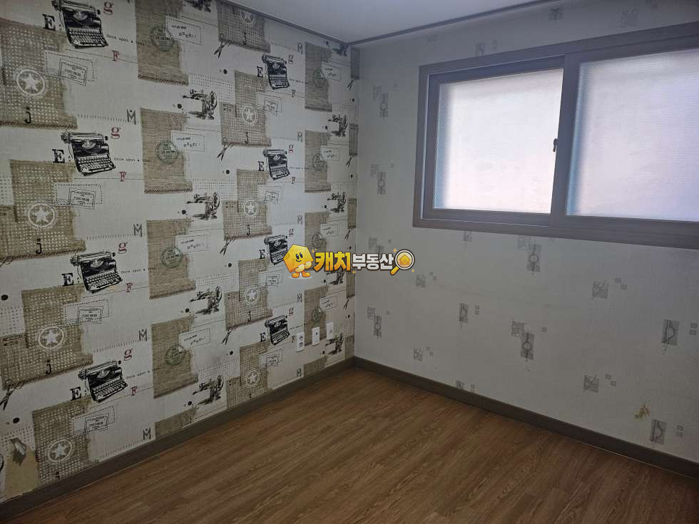 경기 용인처인구 모현읍 왕산리 캐치 l 구옥 l 34303 l 이공하이빌 l 쓰리룸 매매 매물번호 35138 사진 6