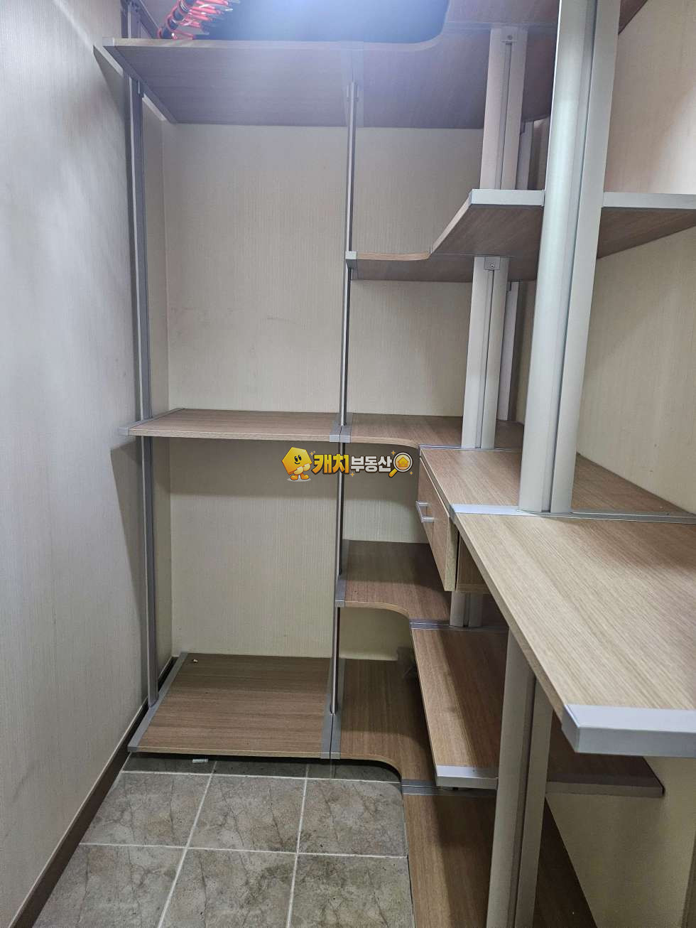 경기 용인처인구 모현읍 왕산리 캐치 l 구옥 l 34303 l 이공하이빌 l 쓰리룸 매매 매물번호 35138 사진 7