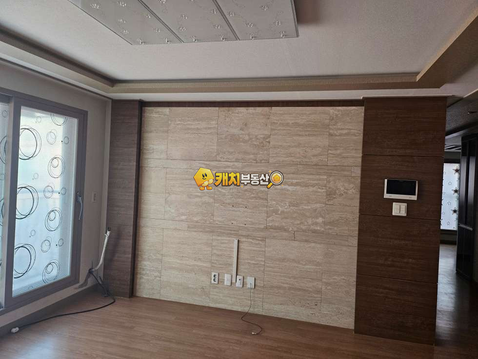 경기 용인처인구 모현읍 왕산리 캐치 l 구옥 l 34303 l 이공하이빌 l 쓰리룸 매매 매물번호 35138 사진 8