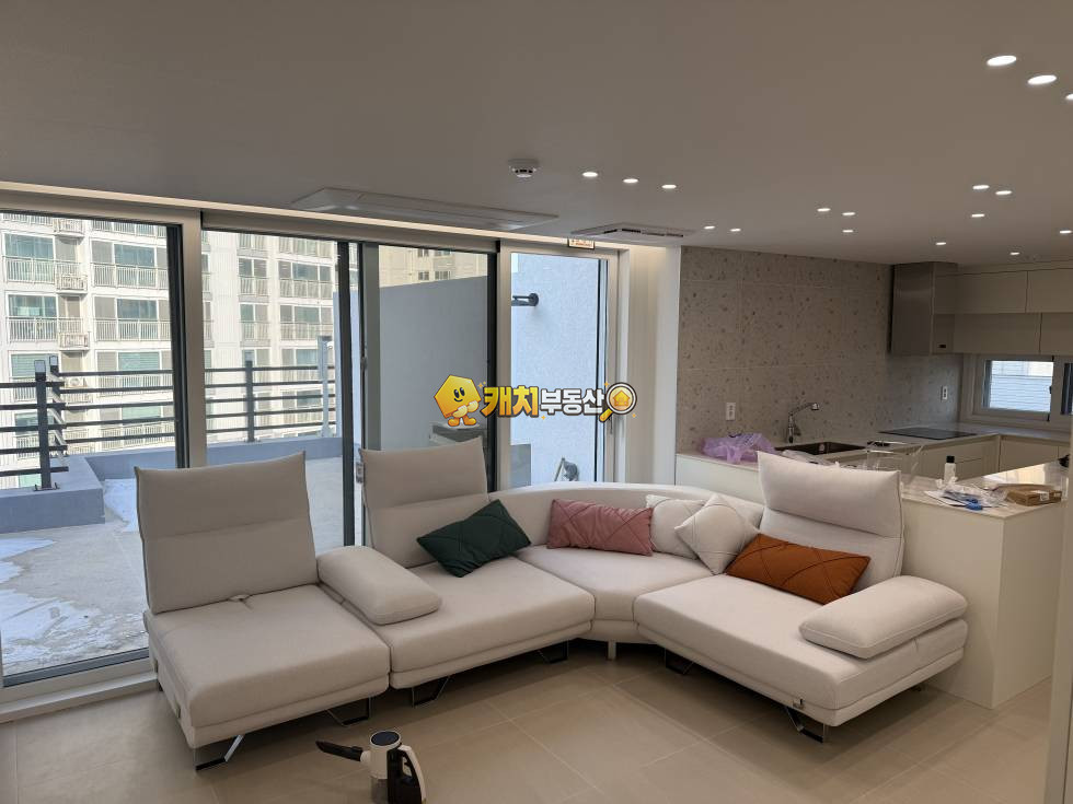 인천 부평구 갈산동 캐치 l 준신축 l 38305 l FH Terrace l 쓰리룸 매매 매물번호 35461 사진 14