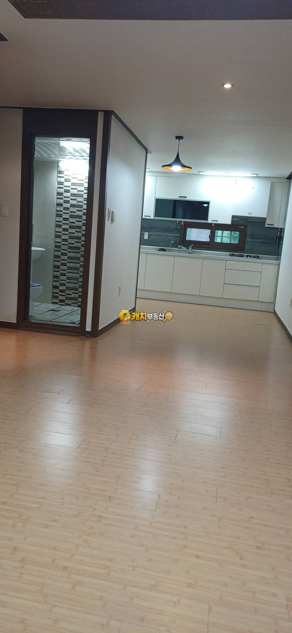 경기 고양덕양구 내유동 캐치 l 구옥 l 38313 l 코리아타운 l 쓰리룸 매매 매물번호 35462 사진 5