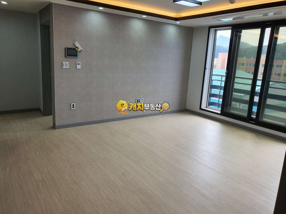 경기 광주시 곤지암읍 열미리 캐치 l 구옥 l 35161 l 포레스트빌 l 쓰리룸 l 준신축 매매 매물번호 30789 사진 11
