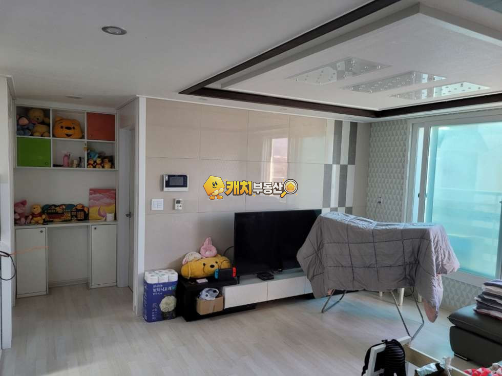 경기 포천시 어룡동 캐치 l 구옥 l 31440 l 뉴캐슬 l 쓰리룸 매매 매물번호 30905 사진 10