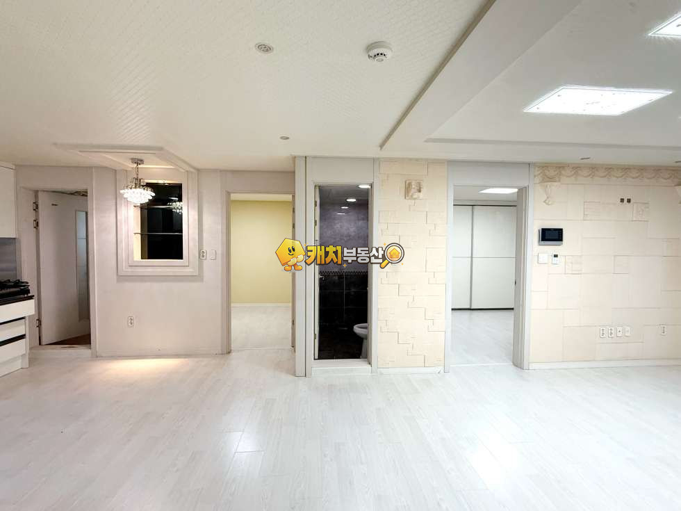 경기 고양일산서구 덕이동 캐치 l 구옥 l 34544 l 오띠모 l 쓰리룸 l 준신축 매매 매물번호 30965 사진 9