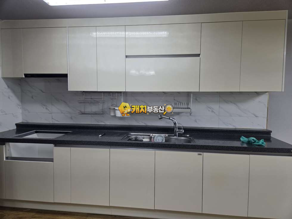 경기 포천시 소흘읍 송우리 캐치 l 구옥 l 35393 l 원일산호아파트 l 쓰리룸 l 올리모델링 매매 매물번호 30995 사진 3