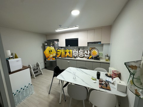 경기 시흥시 정왕동 캐치 l 구옥 l 29132 l 샤인빌 l 쓰리룸 매매 매물번호 31007 사진 9