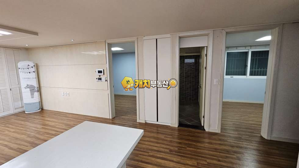경기 용인처인구 모현읍 능원리 캐치 l 구옥 l 32258 l 퀸즈하임 l 쓰리룸 l 준신축 매매 매물번호 31012 사진 14