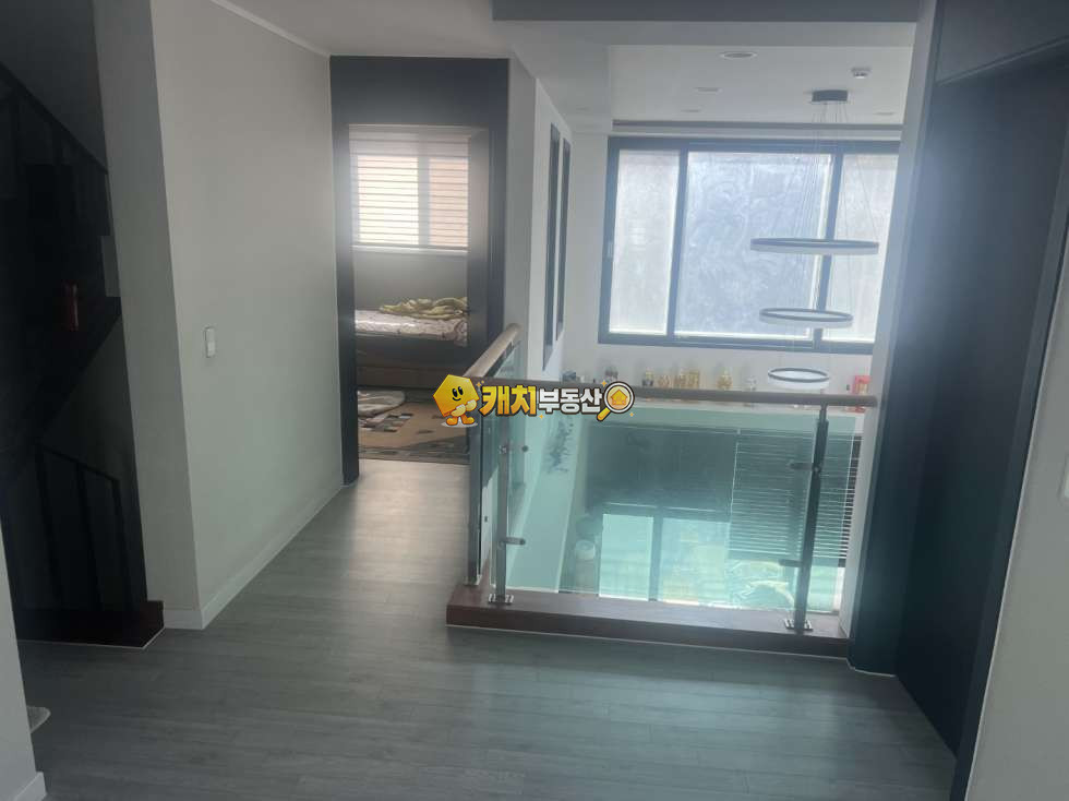경기 용인처인구 모현읍 능원리 캐치 l 구옥 l 33941 l 새솔마을 l 수직형 타운하우스 매매 매물번호 31015 사진 4