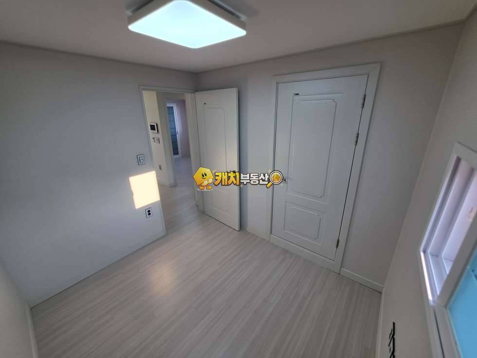 경기 수원권선구 세류동 캐치 l 구옥 l 35722 l 블루시티 3층 l 쓰리룸 매매 매물번호 31078 사진 10