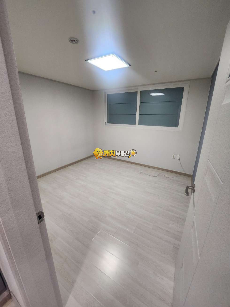 경기 군포시 당동 캐치 l 준신축 l 35821 l 더그레이트힐 2층 l 투룸 매매 매물번호 31182 사진 2
