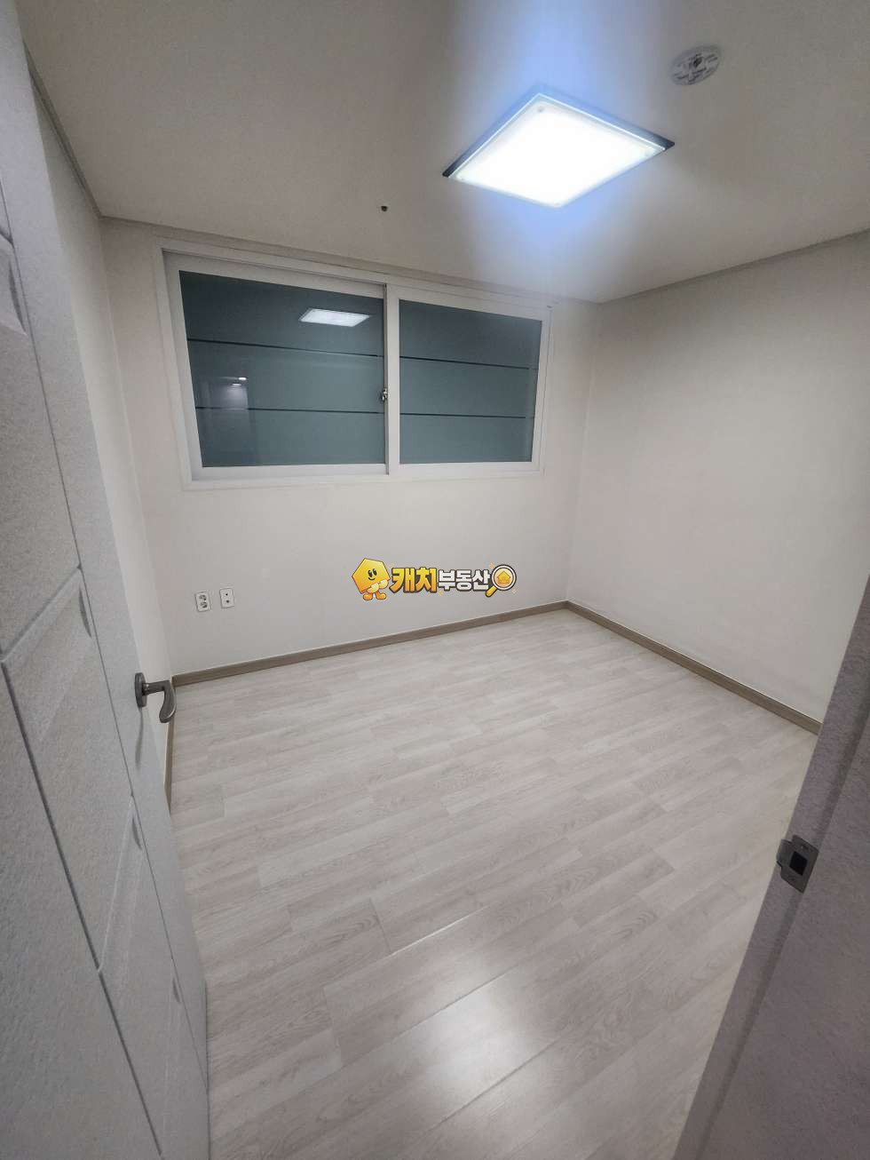 경기 군포시 당동 캐치 l 준신축 l 35821 l 더그레이트힐 2층 l 투룸 매매 매물번호 31182 사진 3
