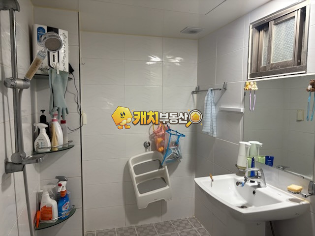 서울 관악구 신림동 캐치 l 구옥 l 35701 l 현대하이츠빌라 3층 l 쓰리룸 매매 매물번호 31198 사진 6
