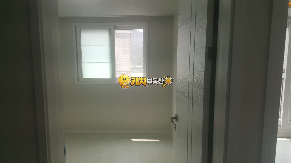 경기 파주시 야당동 캐치 l 준신축 l 35831 l 그린하우스 3층 l 쓰리룸 매매 매물번호 31207 사진 15