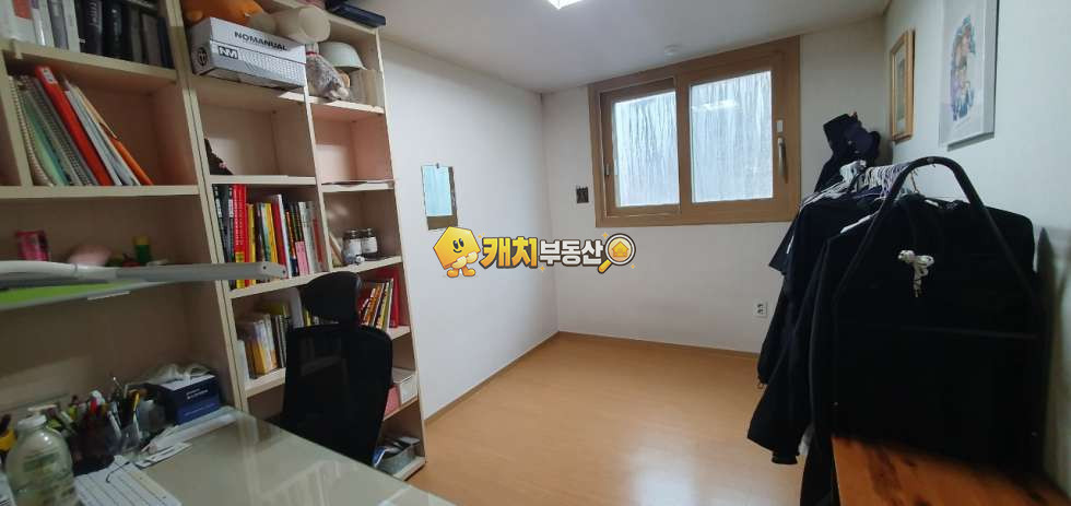 경기 구리시 교문동 캐치 l 구옥 l 10587 l 타운하우스더힐 l 쓰리룸 l 갭투자 매매 매물번호 31412 사진 4