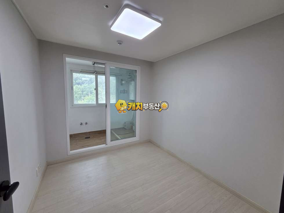 경기 용인기흥구 마북동 캐치 l 구옥 l 35991 l 이룸그랑쥬테 l 쓰리룸 l 갭투자 매매 매물번호 31496 사진 1